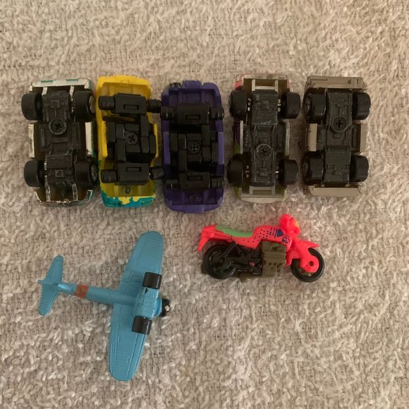 Vintage Micro Machines Toolbox with Mini Cars Motorcycle Airplane and Wheels - Picture 5 of 7